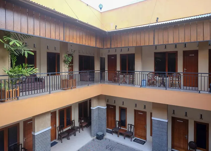 Urbanview Syariah Wisma Wongso Borobudur