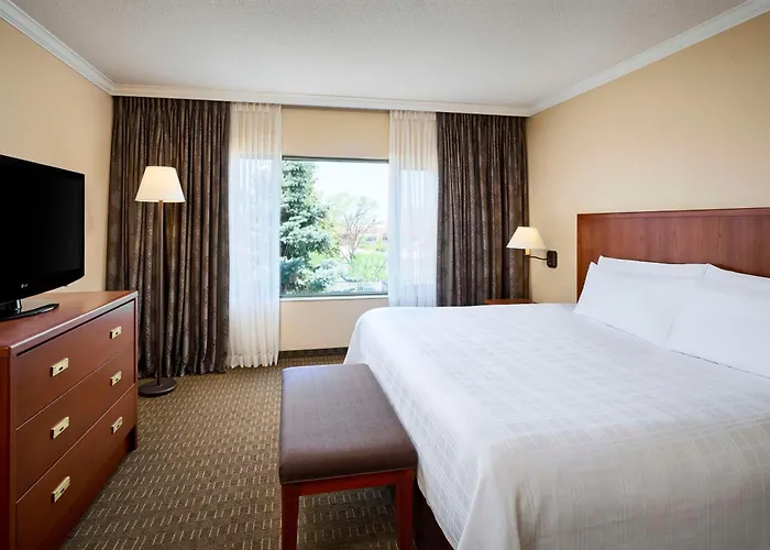 Best Western Plus Lamplighter Inn & Conference Centre