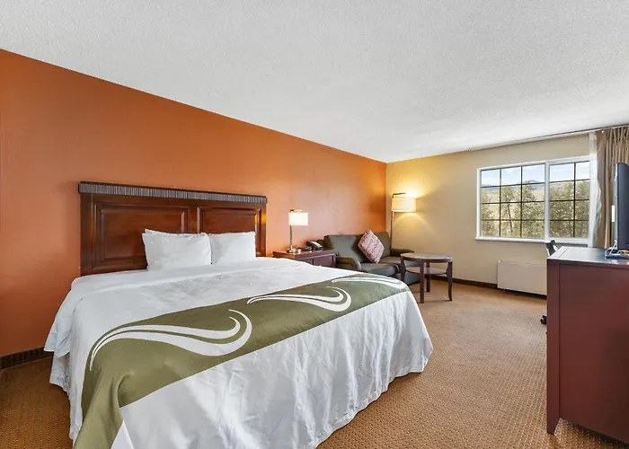 Quality Inn & Suites Okanogan - Omak