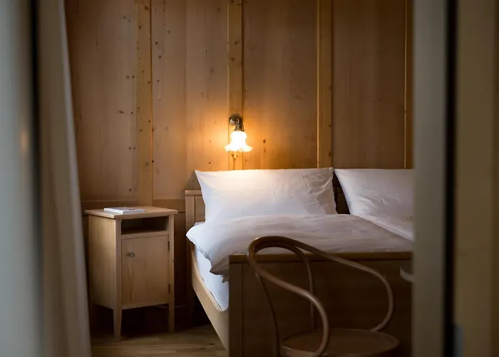 FLÜHLI Hotel Kurhaus
