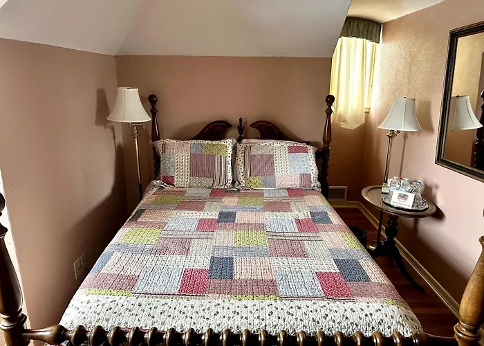 Montague Inn Bed & Breakfast