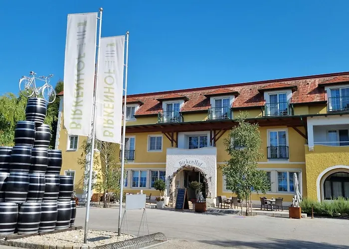 BIRKENHOF GOLS - B&B - Wohlfühl Hotel mit Wochenend-Restaurant