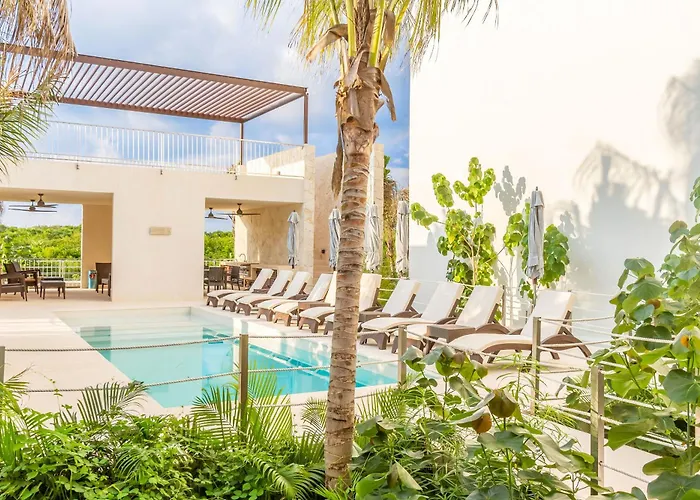 Santamar By Tao Beach Condos With Pool & Walk To Ocean