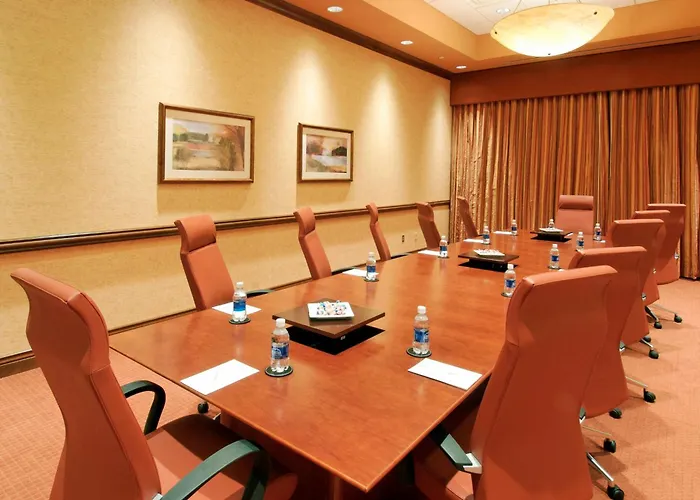 Embassy Suites Omaha- La Vista/ Hotel & Conference Center