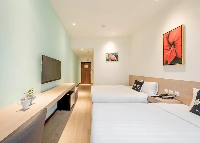 Th Hotel