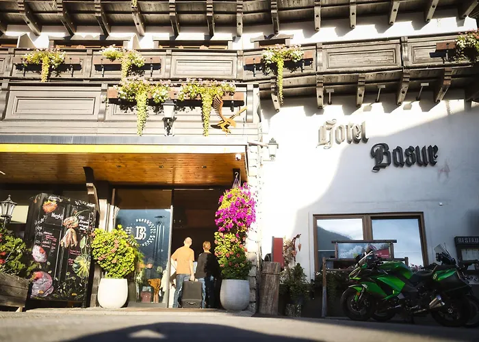 Berghotel Basur - Das Schihotel am Arlberg