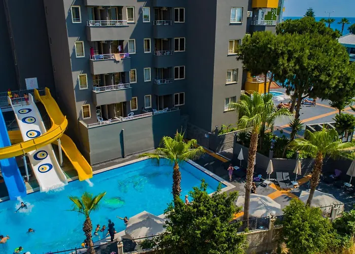 Senza Grand Santana Hotel