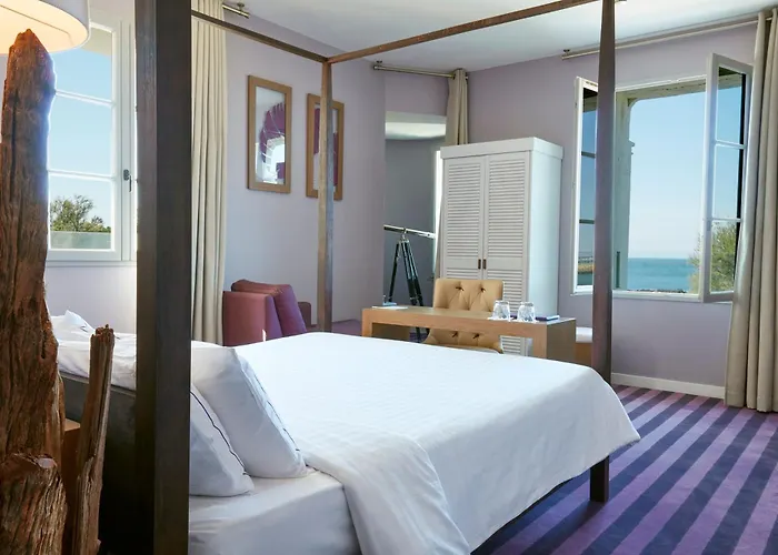 Hotel Chateau Des Tourelles - Relais Thalasso & Spa
