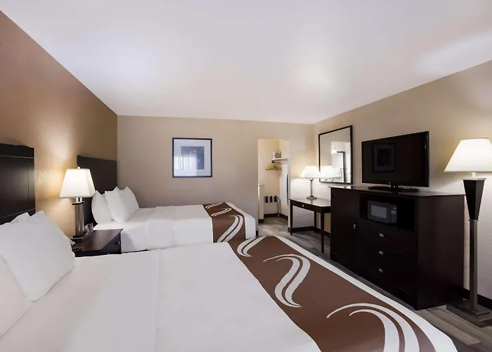 Quality Inn & Suites Big Rapids Near University