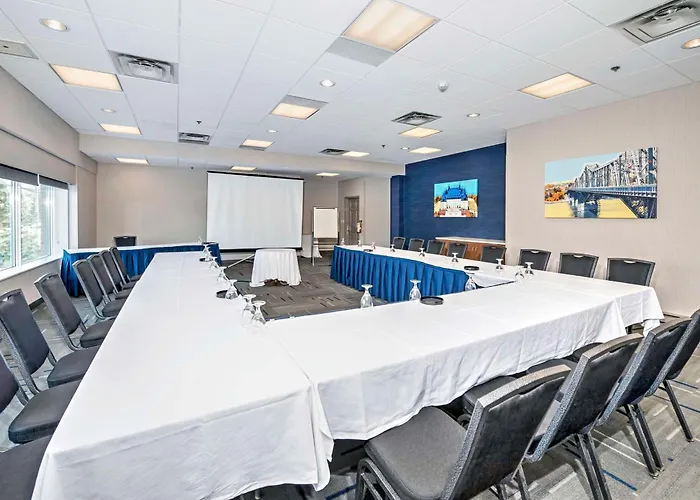 Hampton By Hilton Ottawa