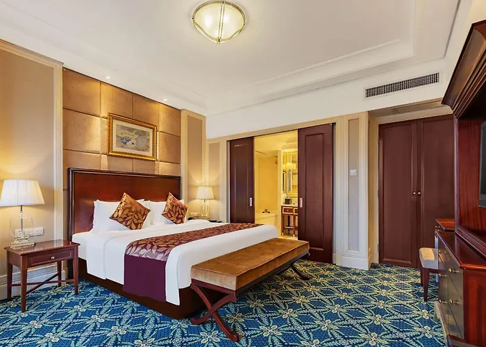 Ramada Yichang Hotel