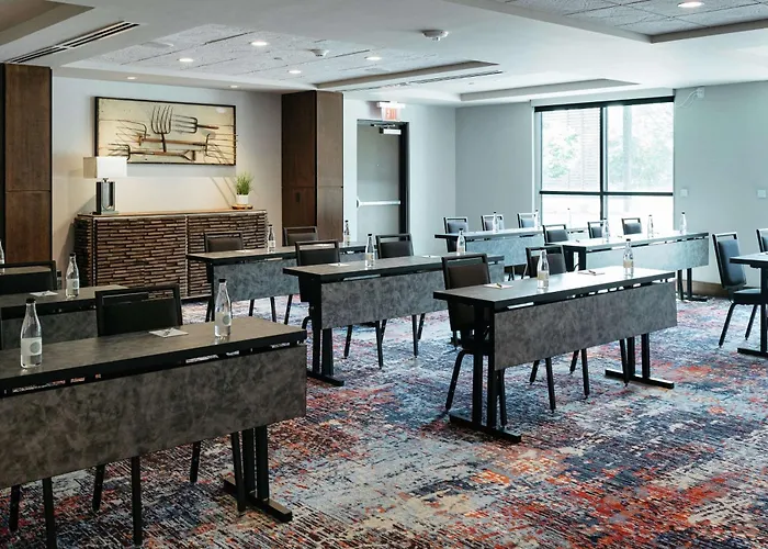 Revel Hotel, Tapestry Collection By Hilton