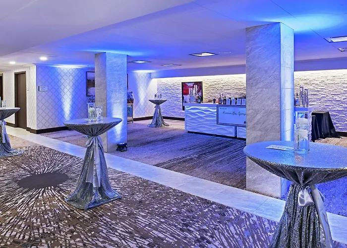 The Kingsley Bloomfield Hills - A Doubletree By Hilton