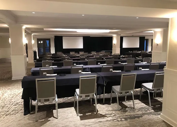 The Kingsley Bloomfield Hills - A Doubletree By Hilton
