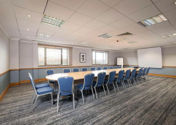 Doubletree By Hilton Swindon Hotel
