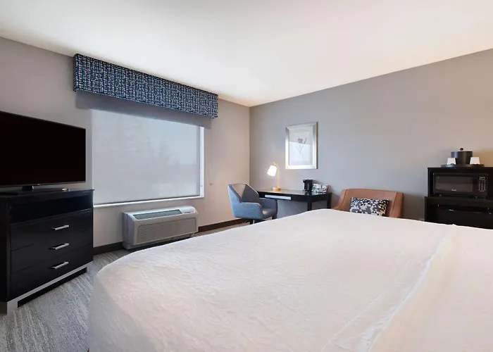 Hampton Inn & Suites Seattle/Federal Way