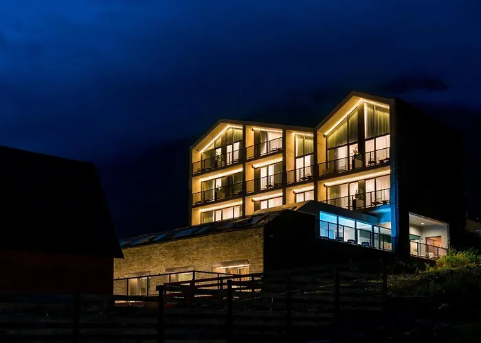 Step Inn - Kazbegi