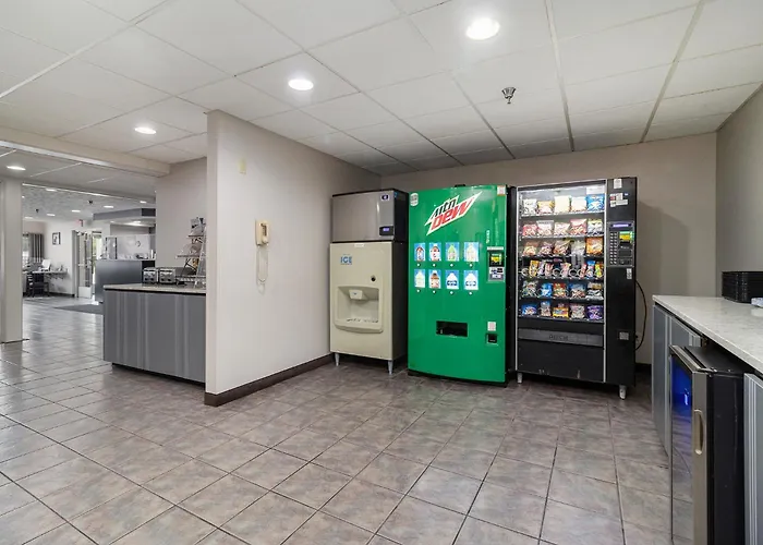 Microtel Inn And Suites Manistee