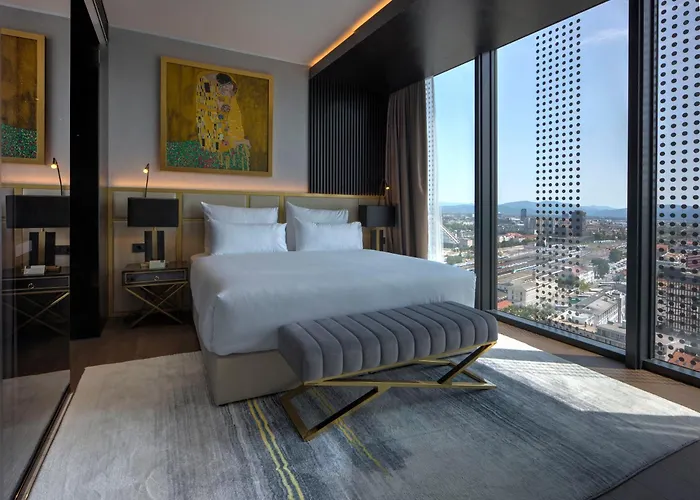 Grand Plaza Hotel & Congress Center