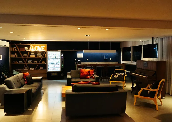 Cris Hotel