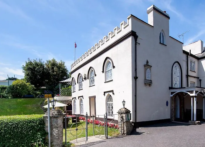 Royal Glen Hotel