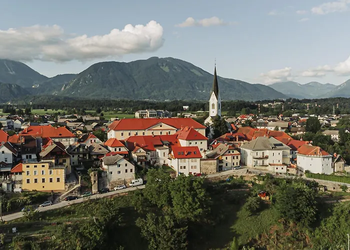 Grajski Dvor