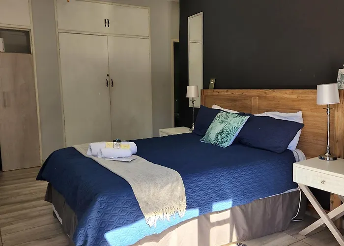Rue Guesthouse