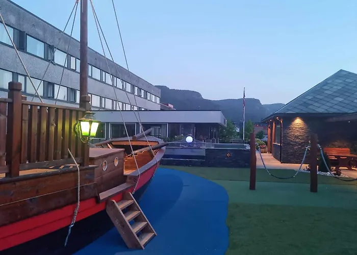 Bremanger Fjord Hotell