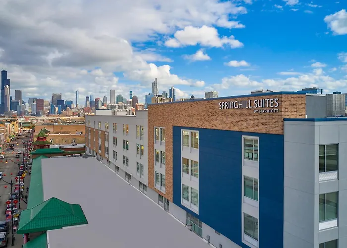 Springhill Suites By Marriott Chicago Chinatown