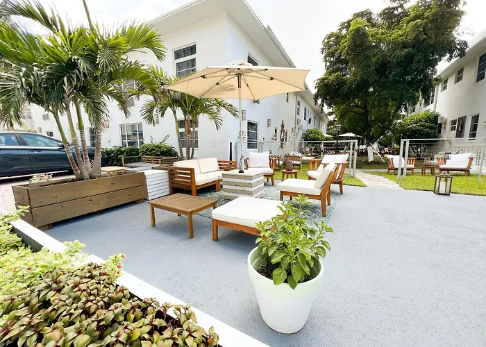 Aqua Hotel