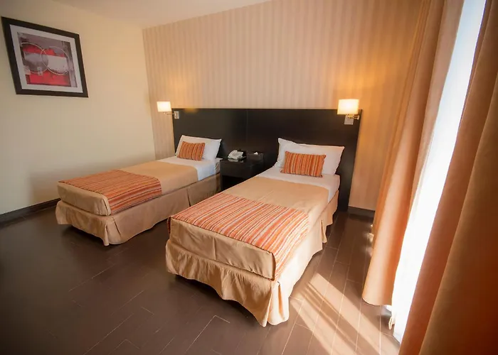 Grand Crucero Hotel