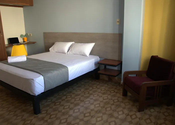 Izza Hotel