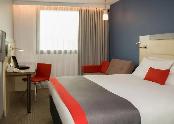 Holiday Inn Express Toulouse Airport By Ihg