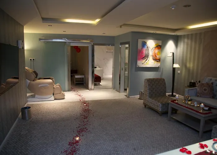 Sharz Hotel