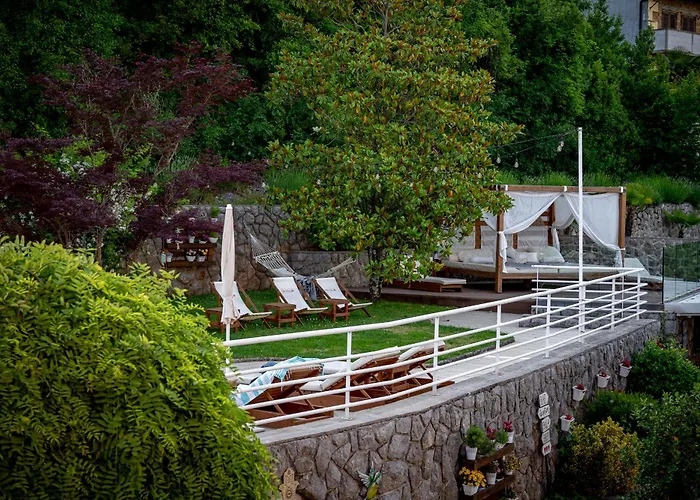 Villa Nada