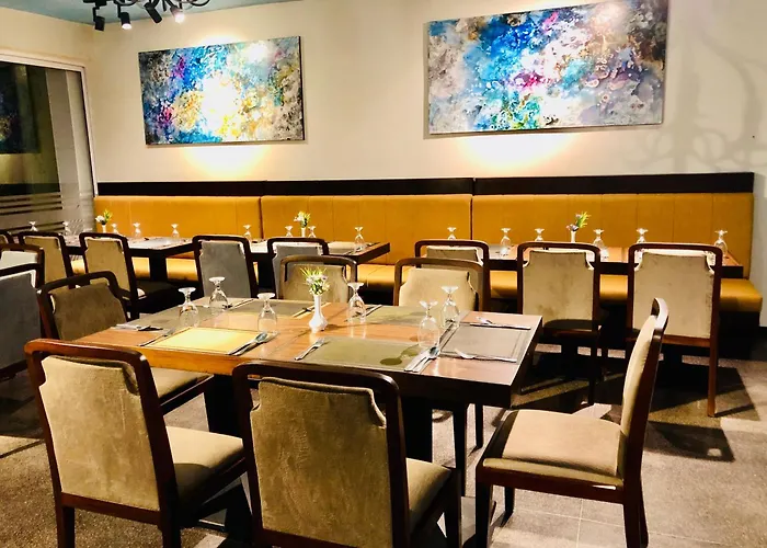 Tropic Inn - Mount Lavinia