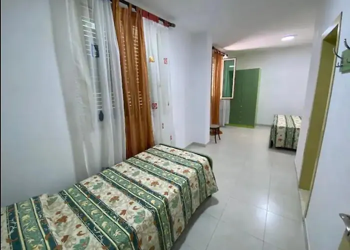 Qerana'S Rooms: Corner Of Nature