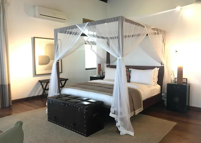 The Postcard Galle