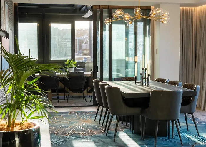 Tryp By Wyndham Wellington, Tory Street