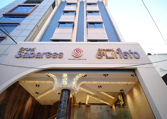 Hotel Grand Sabarees