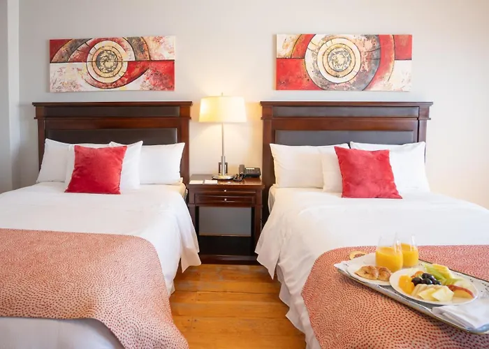 Alma Del Lago Suites & Spa