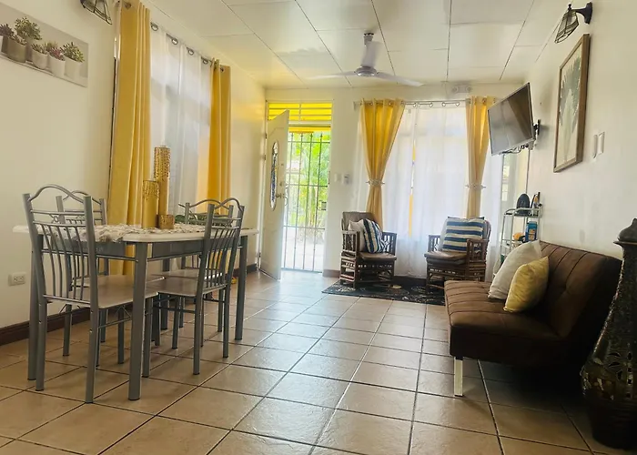Mahale House - Manuel Antonio, Quepos