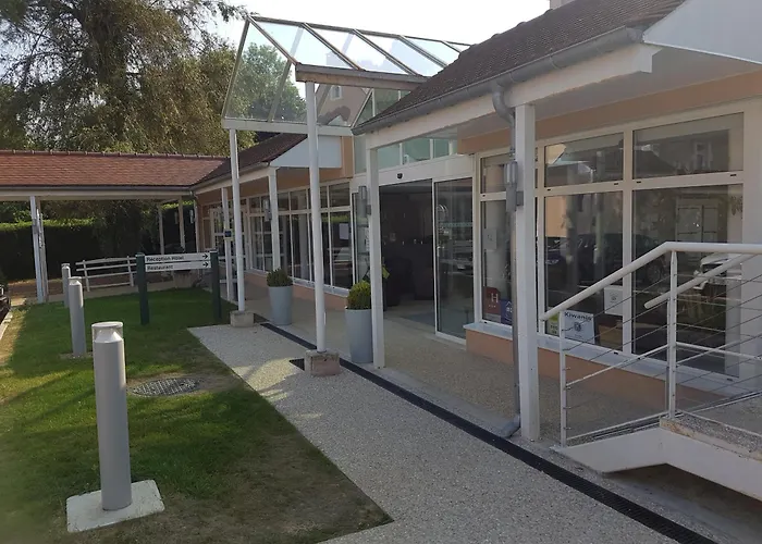 Logis Hotel Restaurant Le Moulin De La Coudre