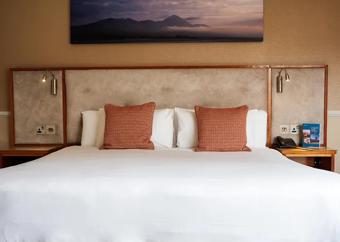 Clew Bay Hotel