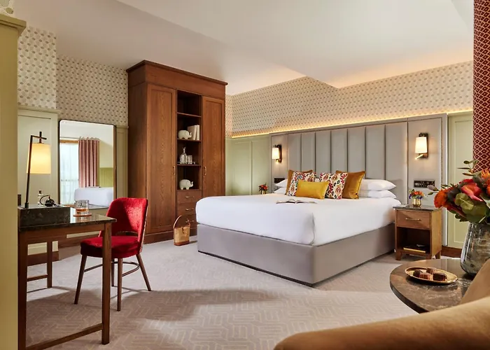 Westport Plaza Hotel, Spa & Leisure