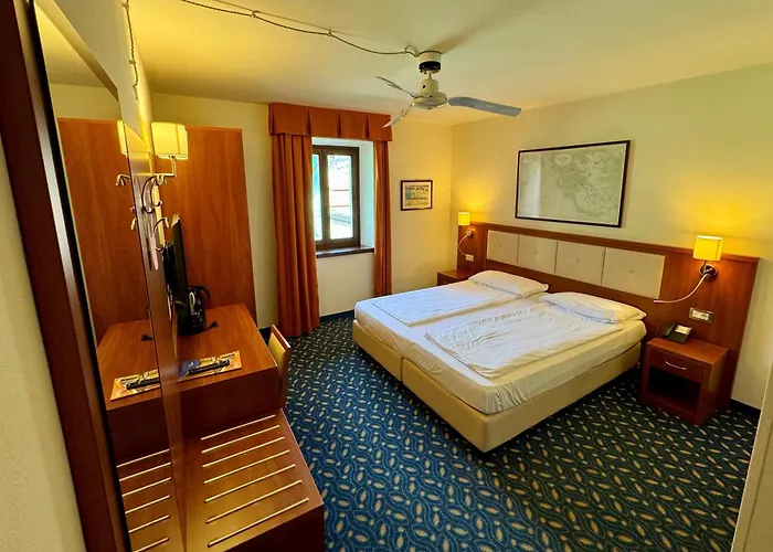 Lake Hotel Benaco