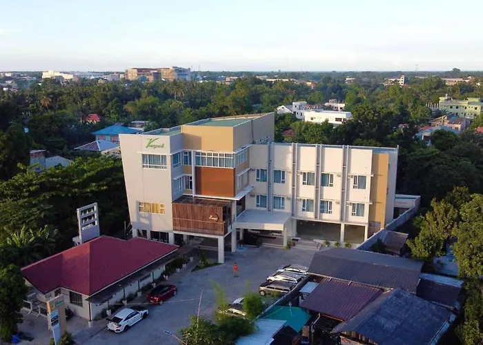 Jrp Vanyard Resort Hotel