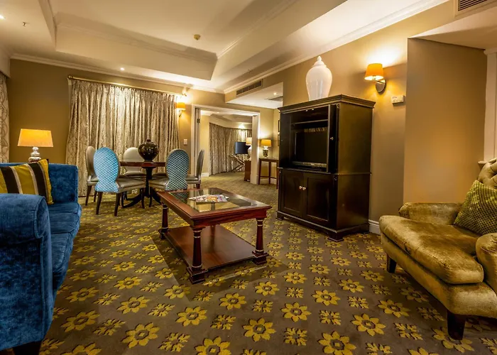 Hemingways Hotel