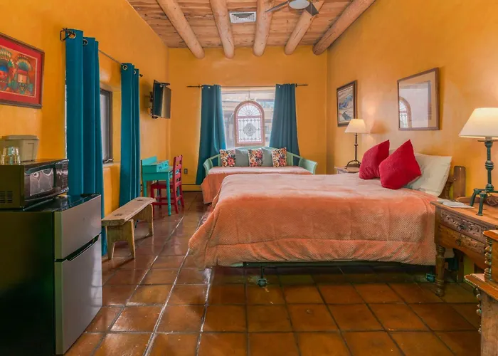 Casa Benavides Inn