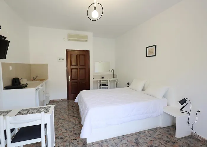 Aphroditi Hotel